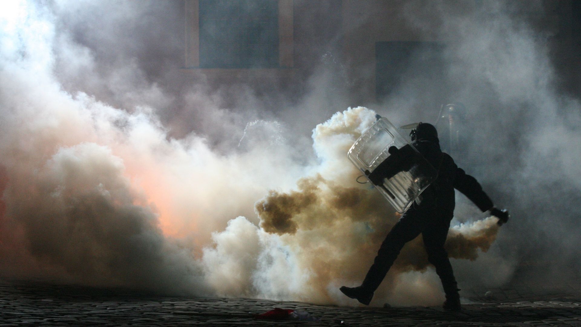 Les récits médiatiques du terrorisme au féminin. Le cas du « commando de Notre-Dame »